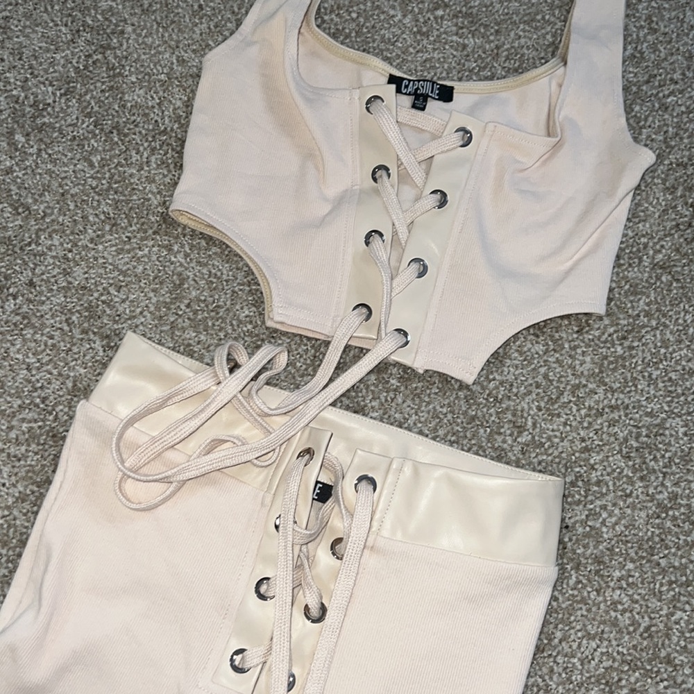 Matching set - Picture 3 of 9